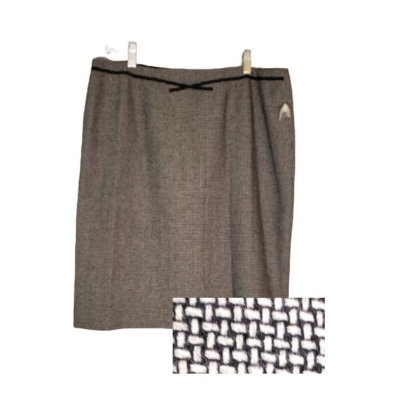 Tahari Wool Blend Skirt - Picture 1 of 6